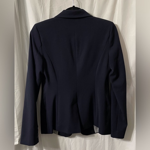 Ladies Blazer - Picture 2 of 6